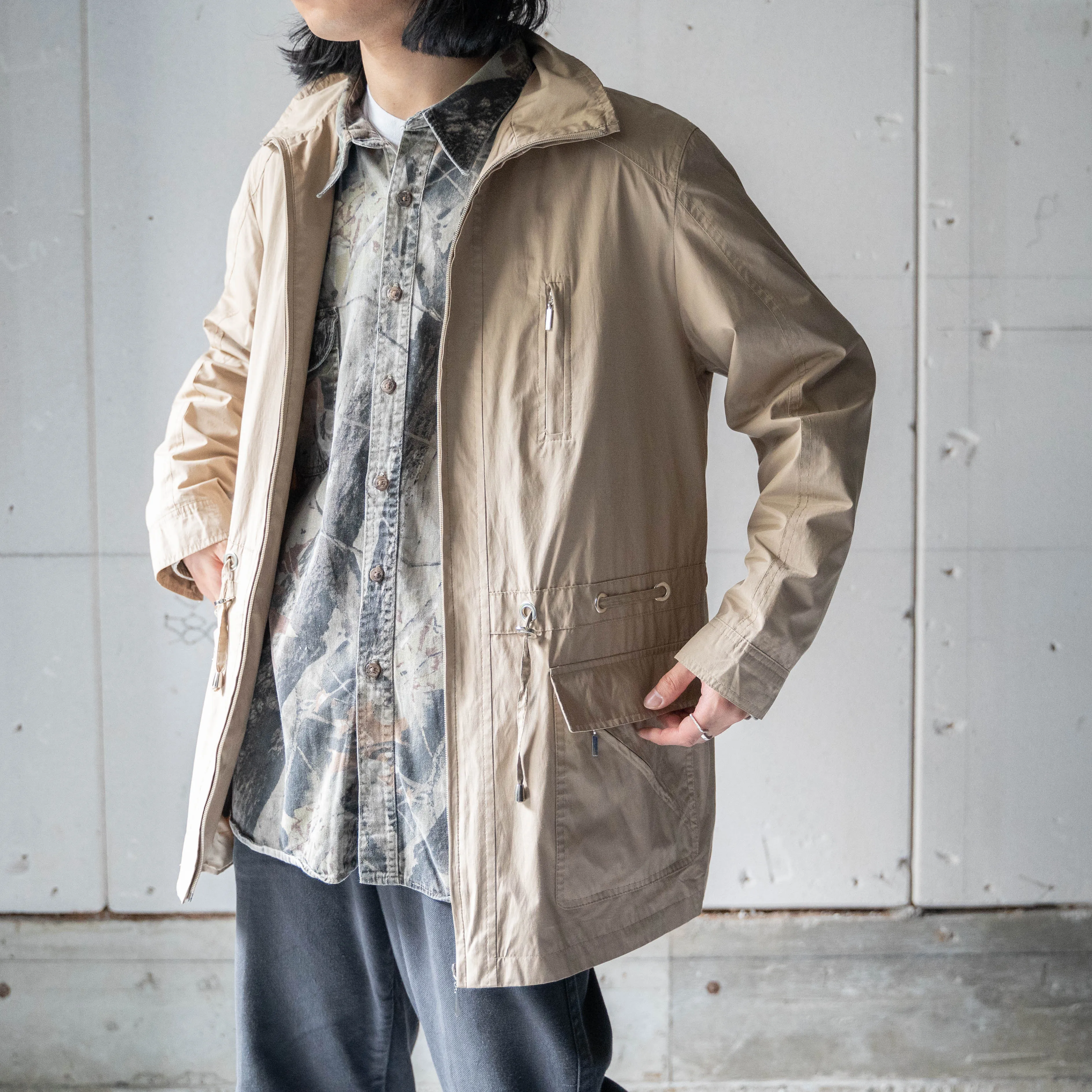 around 1990s beige color design nylon half coat