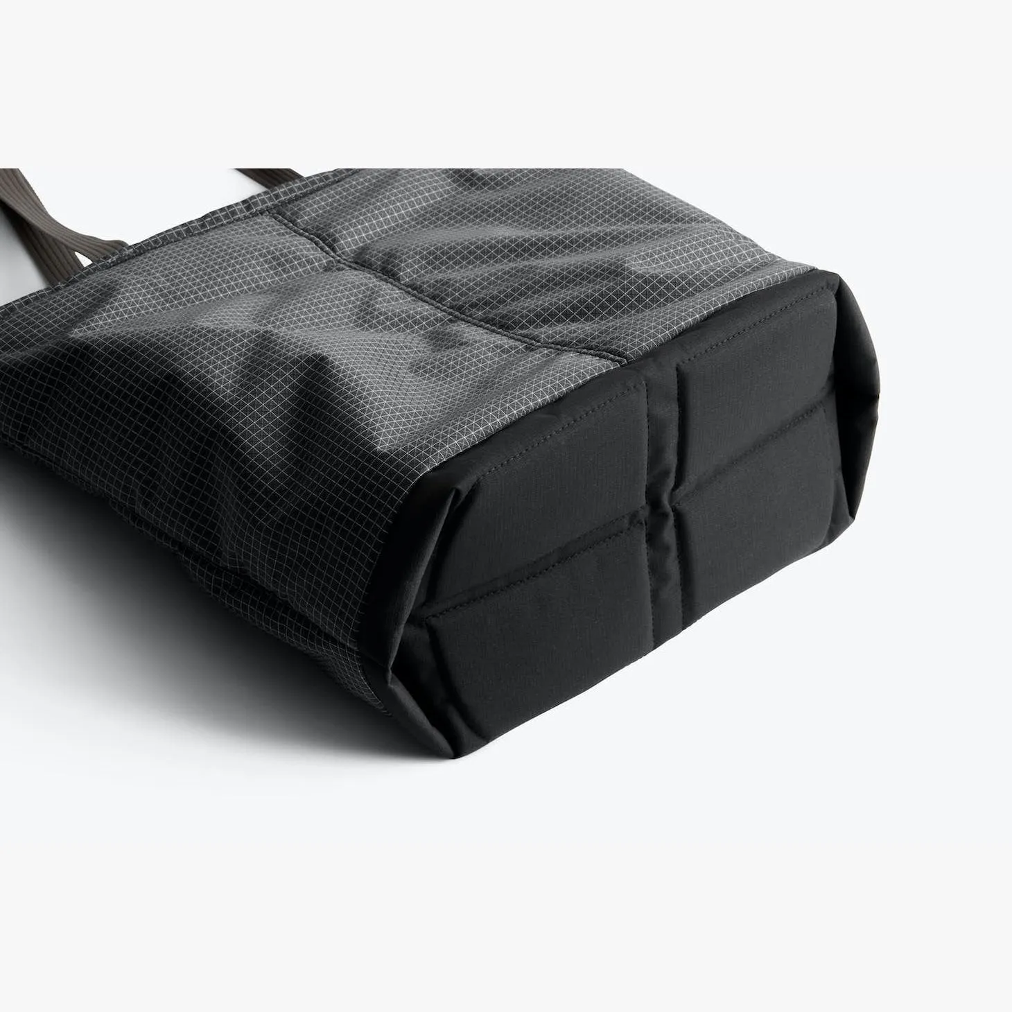 Bellroy Cooler Tote | 3M Thinsulate Insulated Tote Bag