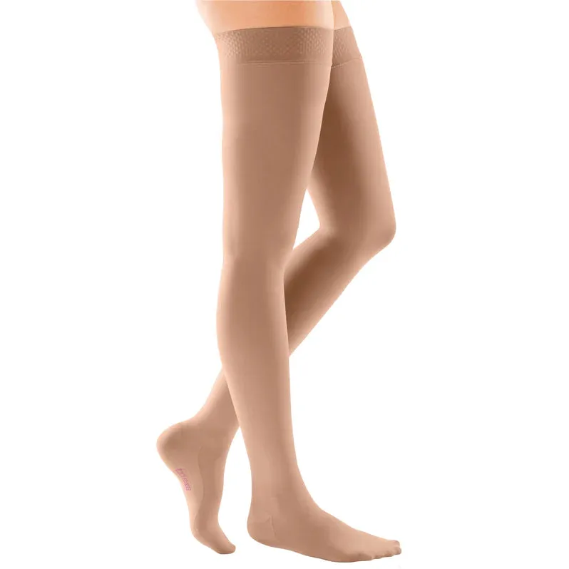 Medi Comfort 15-20mmHg Closed Toe Thigh Length w/Lace Silicone Top Band - Petite