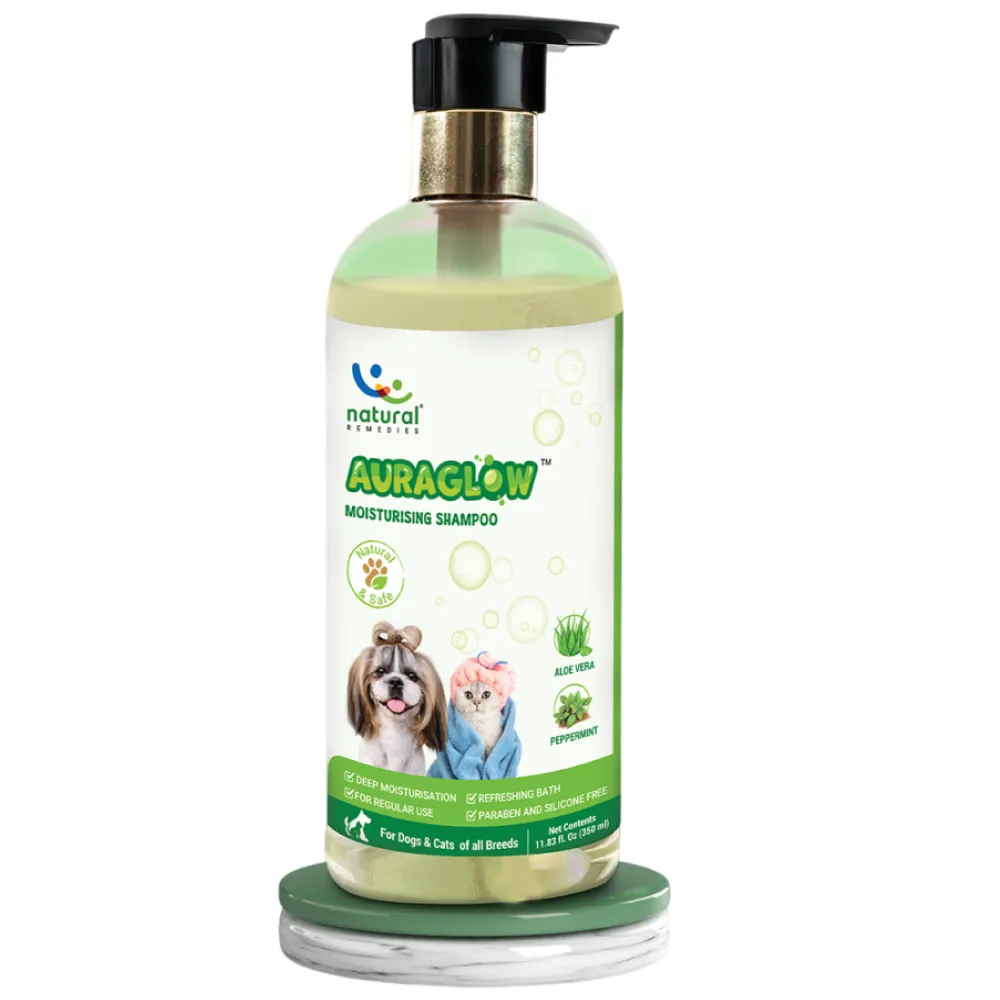 Natural Remedies Auraglow Moisturizing Shampoo for Dogs and Cats