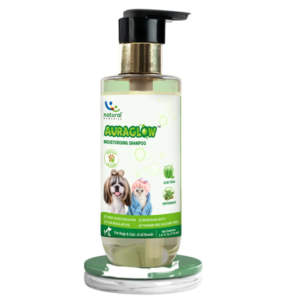 Natural Remedies Auraglow Moisturizing Shampoo for Dogs and Cats