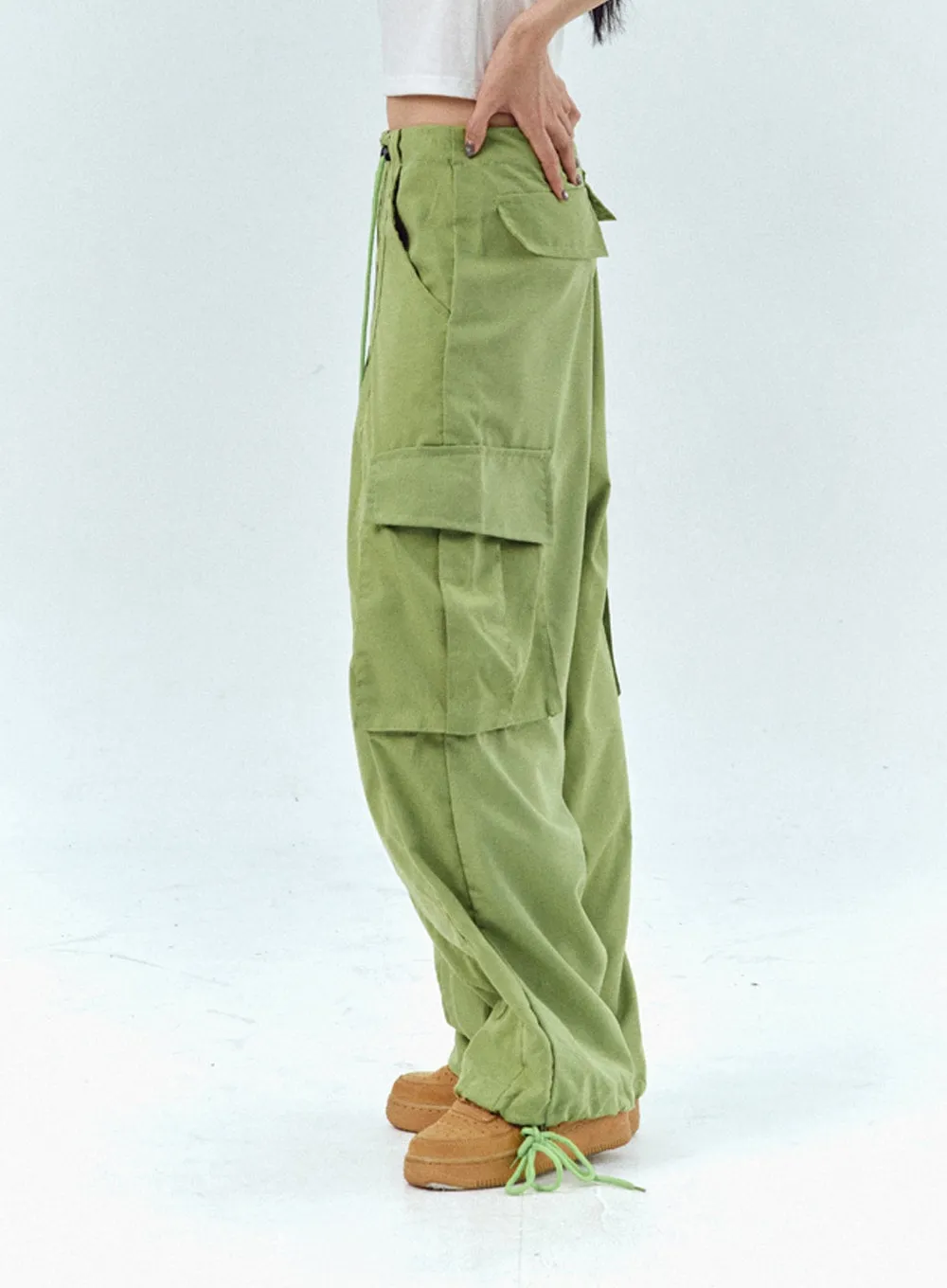 Nylon Baggy Cargo Pants IU330