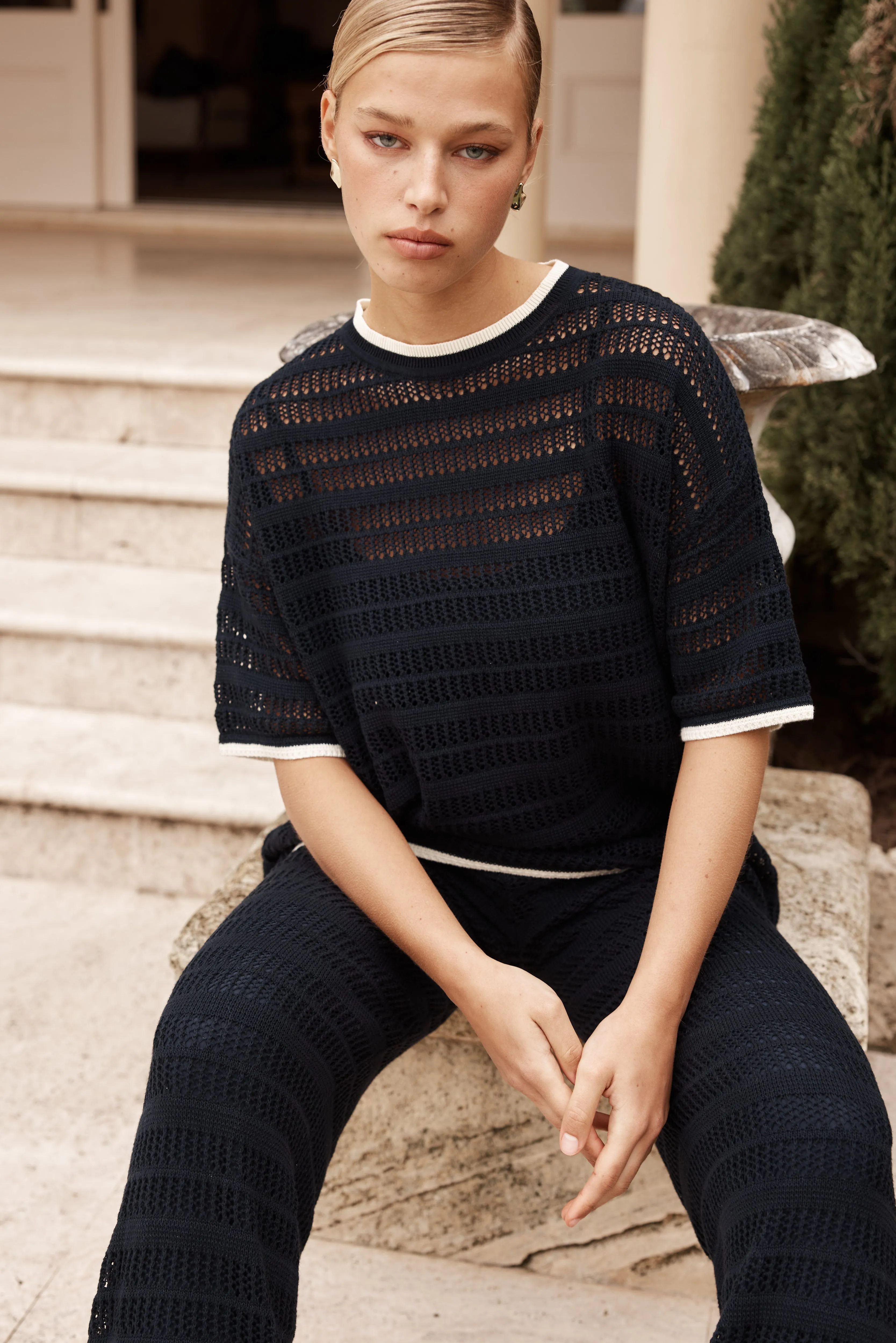 Roma Knit Top (Navy)