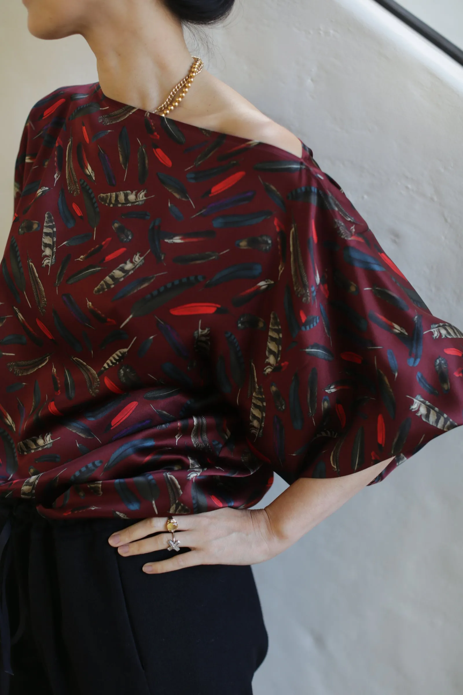 Silk Charmeuse Poppy Top | Feather Print Burgundy