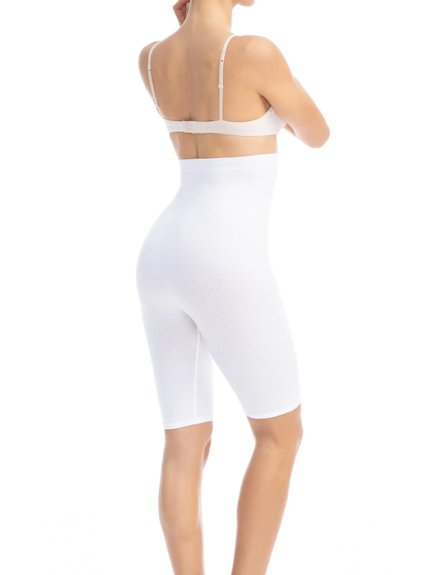 Women's high-waisted anti-cellulite micromassage shorts